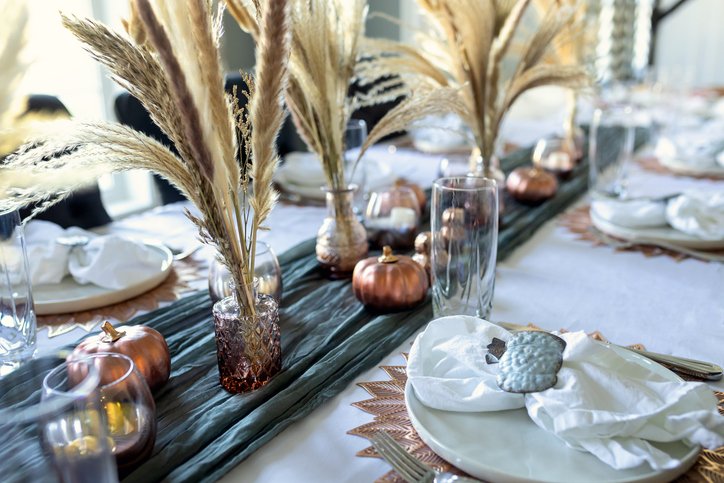 Dark grey table runner example