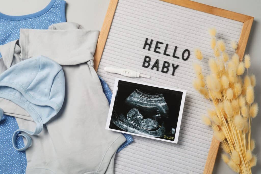 Baby announcement letter board